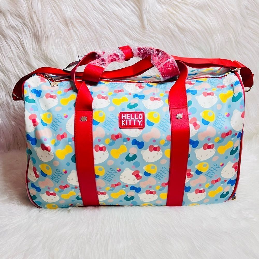 Hello Kitty Rolling Luggage